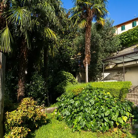 Cristina * Lake Como